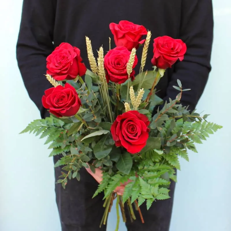 6 rosas rojas sant jordi